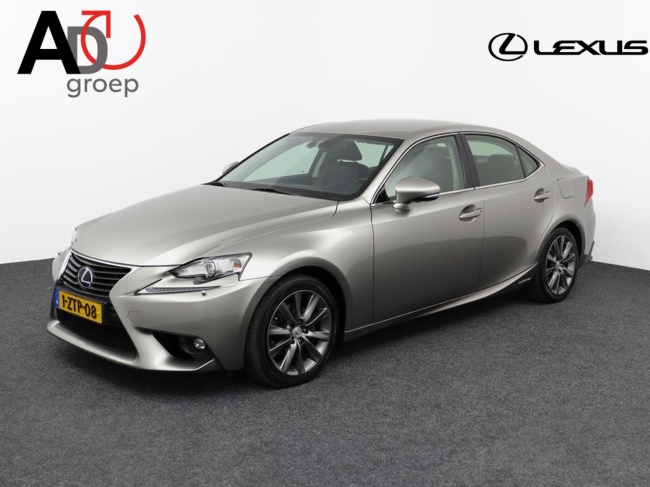 Lexus IS - 300h Business Line